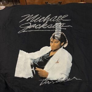 Hot Topic Black Michael Jackson Graphic Tee